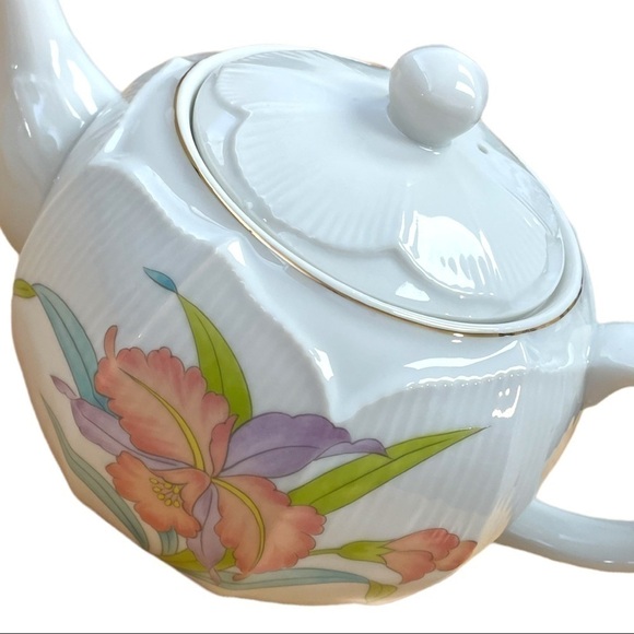 Otagiri Vintage Teapot, Orchid Mist, Excellent Condition, No Chips Or Cracks - Picture 4 of 7